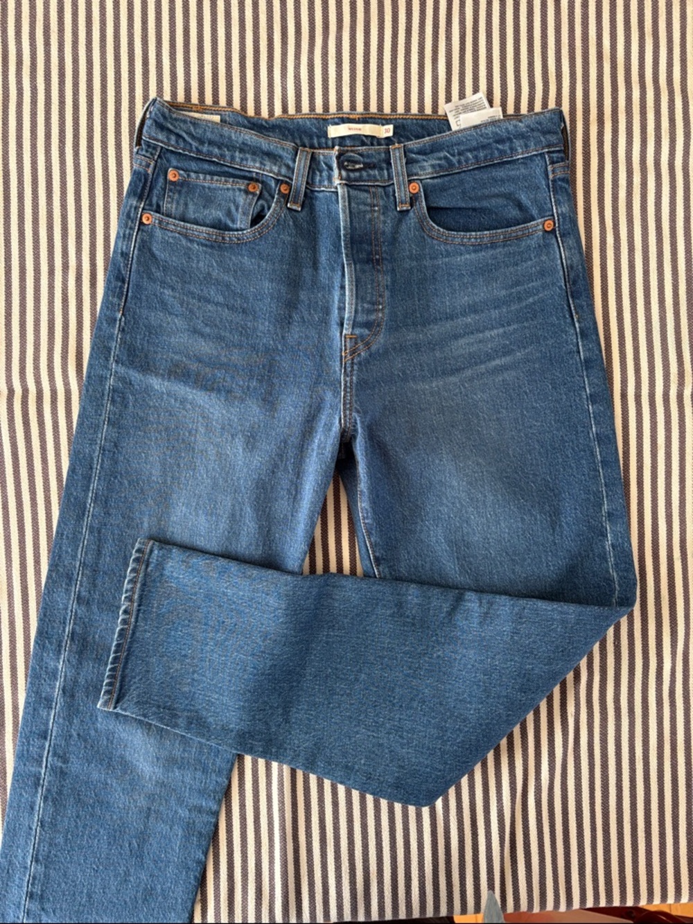 Levi’s Wedgie jeans size 30 like new condition